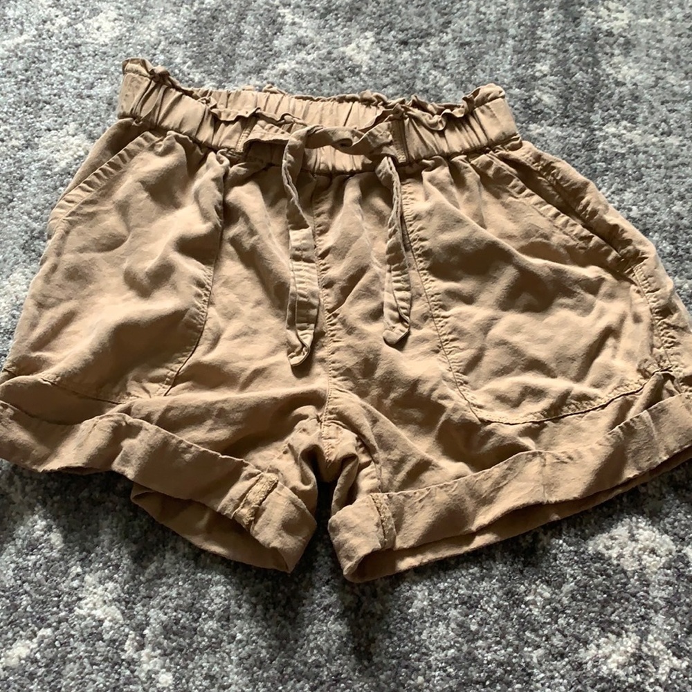 AE shorts